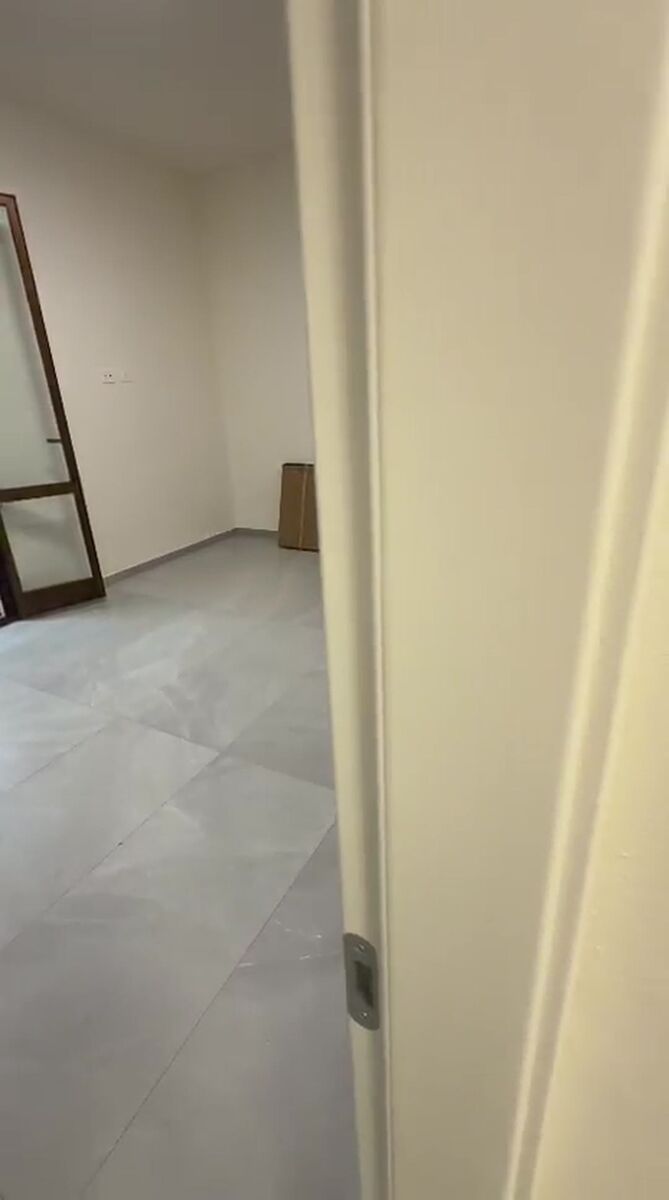Interno ristrutturato con porte e finiture coordinate da MVP Costruzioni